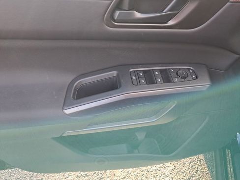 New 2025 Nissan Pathfinder Rock Creek image 11