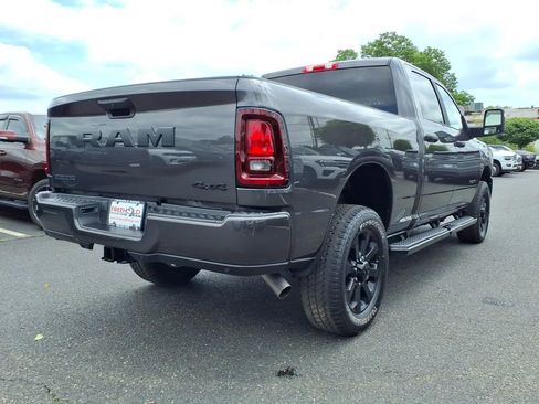 Used 2025 RAM 2500 Big Horn AWD/4WD image 18