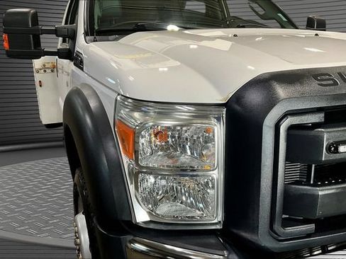 Used 2016 Ford F550 4x4 Regular Cab Super Duty image 27