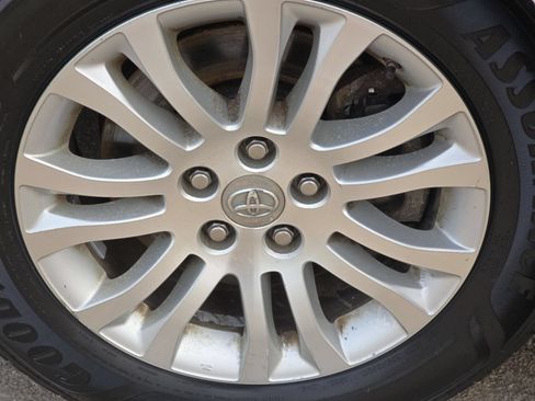 Used 2017 Toyota Sienna XLE FWD image 10