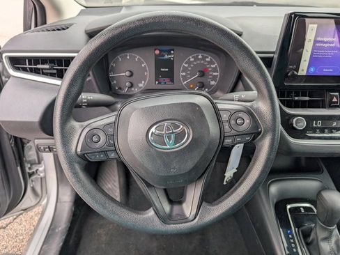 Used 2024 Toyota Corolla LE image 18