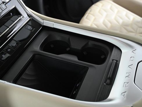 Used 2025 Nissan Armada Platinum image 19