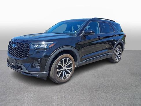 Used 2026 Ford Explorer ST-Line AWD/4WD image 1