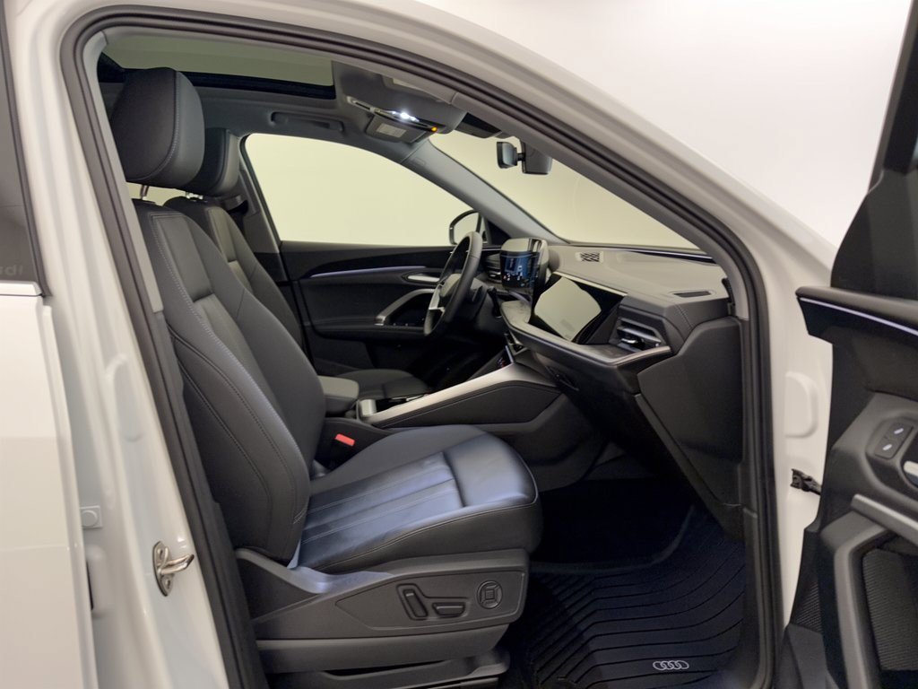 Used 2026 Audi Q5 Premium AWD/4WD image 30