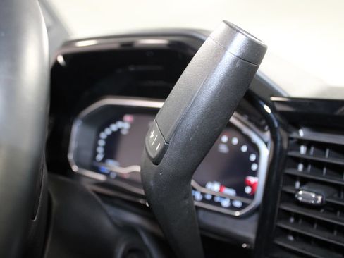 Used 2024 GMC Sierra 1500 SLT AWD/4WD image 42