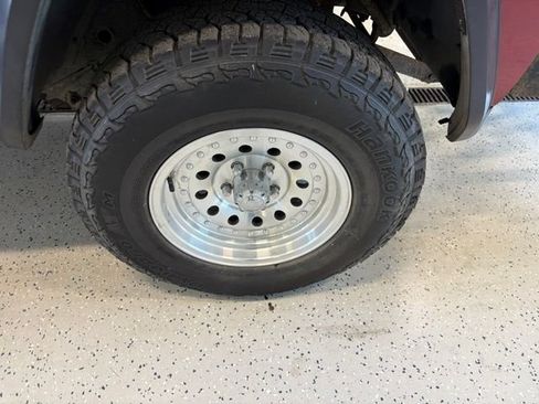 Used 1987 Jeep Cherokee 4WD 4-Door image 9