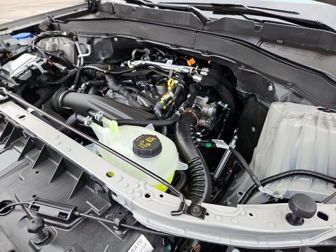 New 2026 Ford Explorer Active w/ Active Comfort Package image 15