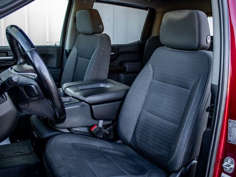 Used 2019 GMC Sierra 1500 SLE w/ SLE Value Package image 19