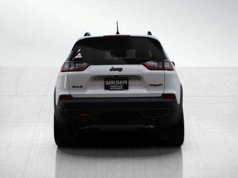 Used 2019 Jeep Cherokee Trailhawk w/ Cold Weather Group image 4
