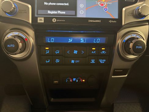 Used 2024 Toyota 4Runner Limited RWD image 20