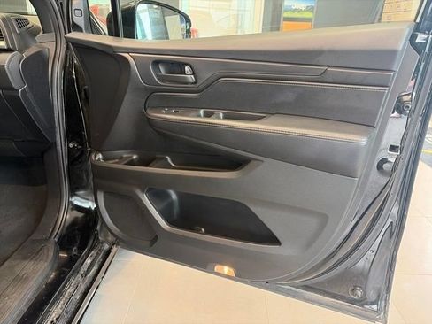 Used 2024 Honda Odyssey Sport image 47