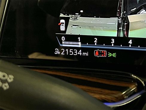 Certified 2024 Cadillac Escalade Premium Luxury image 30