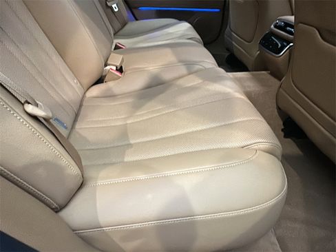 Certified 2025 Genesis G80 2.5T Advanced image 15