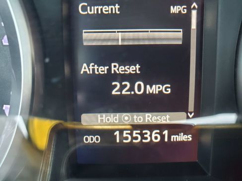 Used 2019 Toyota Highlander LE FWD image 18