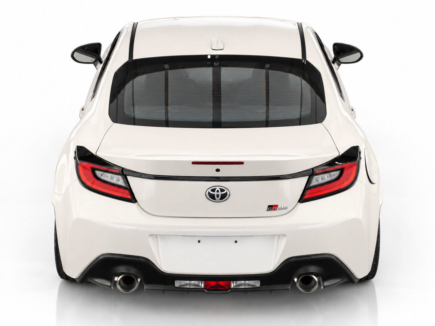 Used 2024 Toyota GR86 RWD image 3
