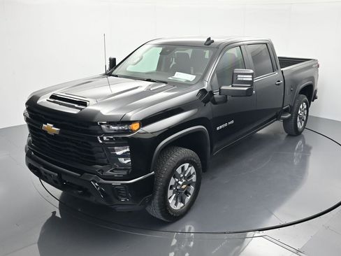 Used 2024 Chevrolet Silverado 2500 Custom w/ Custom Value Package AWD/4WD image 27