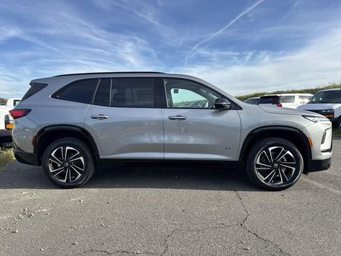 New 2026 Buick Enclave Sport Touring w/ Power Package image 3