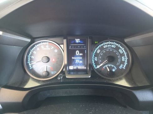 Used 2021 Toyota Tacoma TRD Sport image 46