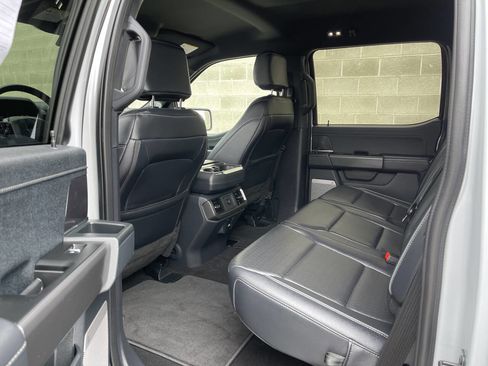 Used 2025 Ford F150 Lariat image 25