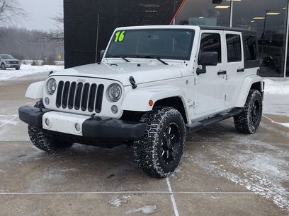 Used 2016 Jeep Wrangler Unlimited Sahara w/ Dual Top Group