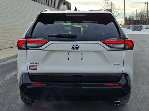 Certified 2022 Toyota RAV4 XSE w/ Weather Package image 5