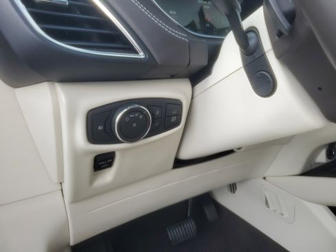 Used 2019 Lincoln Nautilus Black Label image 21