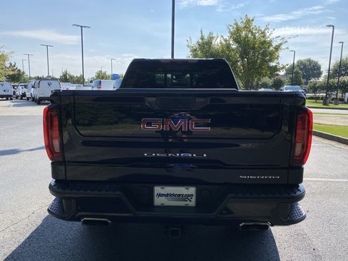 Used 2024 GMC Sierra 1500 Denali w/ Denali Reserve Package AWD/4WD image 8