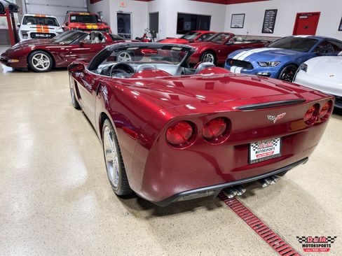 Used 2007 Chevrolet Corvette Convertible w/ Preferred Equipment Group image 43