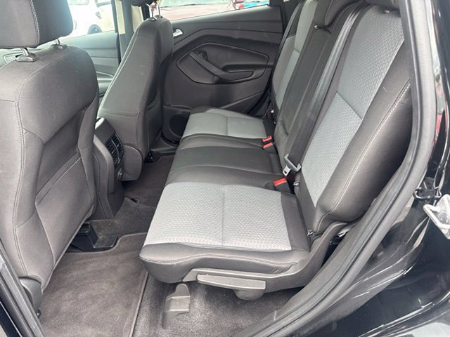 Used 2017 Ford Escape SE AWD/4WD image 18