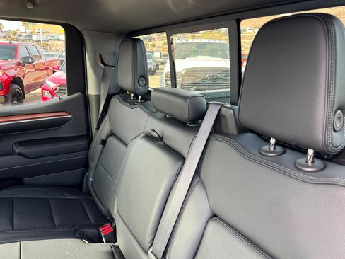 Used 2022 GMC Sierra 1500 Denali w/ Technology Package image 21