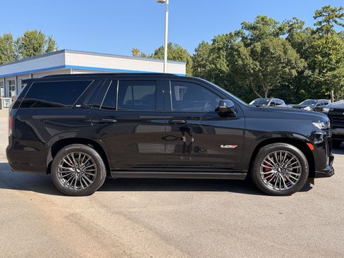 Used 2023 Cadillac Escalade V AWD/4WD image 13