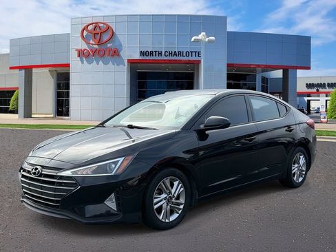 Used 2020 Hyundai Elantra Value Edition w/ Cargo Package (C1) FWD image 3