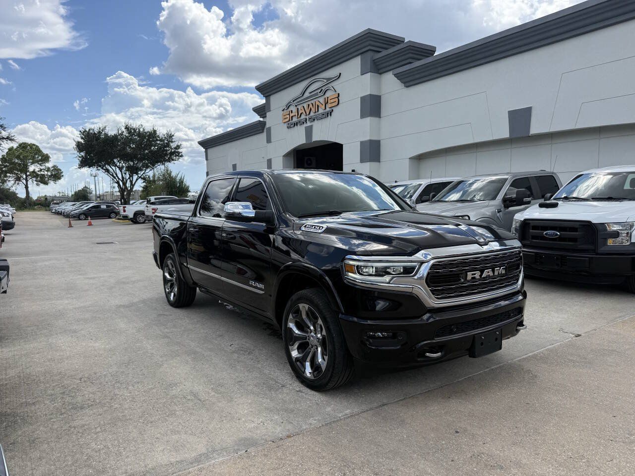 Used 2024 RAM 1500 Limited AWD/4WD image 42