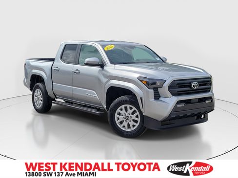 Used 2025 Toyota Tacoma SR5 RWD image 1
