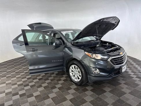 Used 2018 Chevrolet Equinox LS FWD image 14