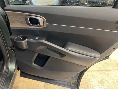 Certified 2023 Kia Sorento S image 16