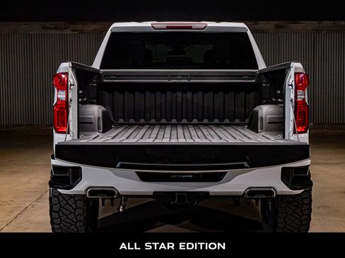 Used 2023 Chevrolet Silverado 1500 RST w/ Z71 Off-Road Package image 8