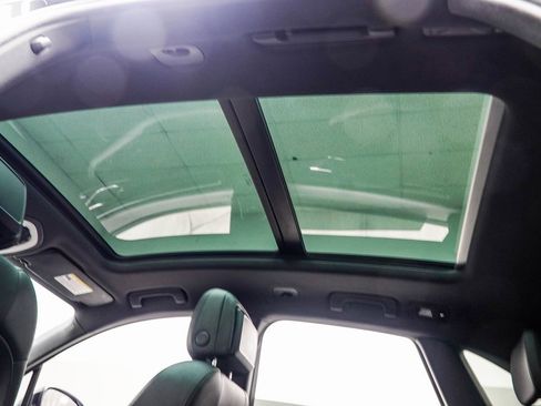 Used 2019 Porsche Macan image 41