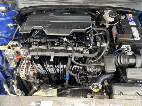 Certified 2022 Hyundai Elantra SEL w/ Convenience Package FWD image 28