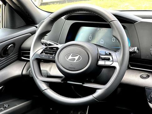 Used 2025 Hyundai Elantra Sport w/ Cargo Package FWD image 33