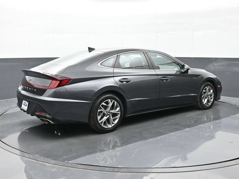 Used 2023 Hyundai Sonata SEL w/ Preferred Accessory Package FWD image 7