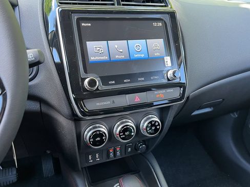 New 2026 Mitsubishi Outlander Sport LE AWD/4WD image 17