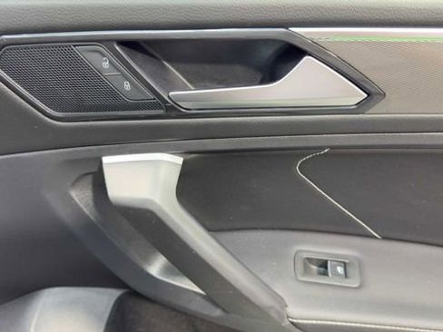 Used 2024 Volkswagen Tiguan SE R-Line image 14