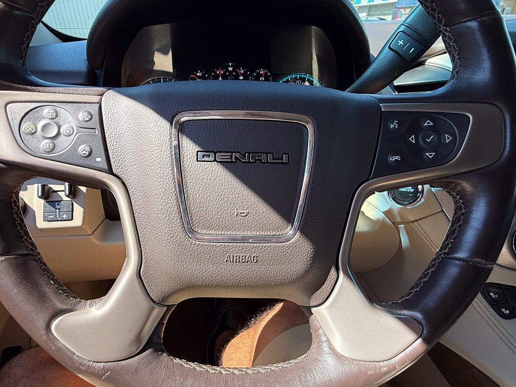 Used 2019 GMC Yukon Denali w/ Denali Ultimate Package AWD/4WD image 19