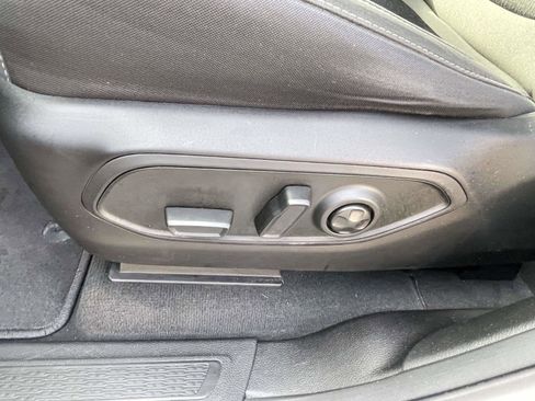 Used 2024 Jeep Grand Cherokee Laredo w/ MOPAR Finishing Package image 15