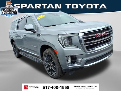Used 2023 GMC Yukon XL SLT AWD/4WD image 5