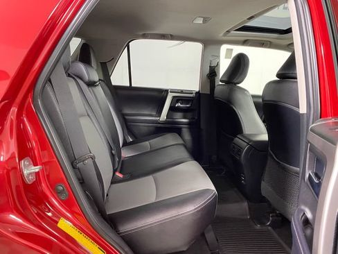 Used 2019 Toyota 4Runner SR5 Premium AWD/4WD image 9
