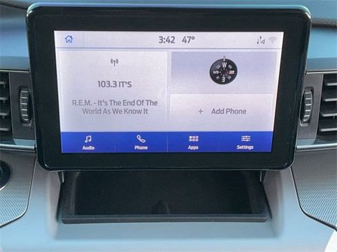 Used 2023 Ford Explorer XLT w/ Equipment Group 202A image 23