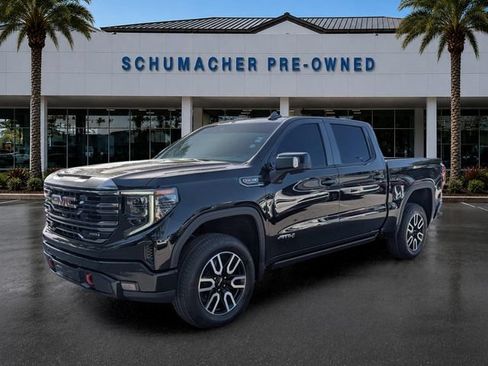 Certified 2024 GMC Sierra 1500 AT4 w/ Technology Package AWD/4WD image 3