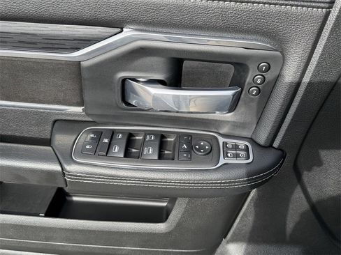 Used 2024 RAM 3500 Laramie w/ Night Edition image 19